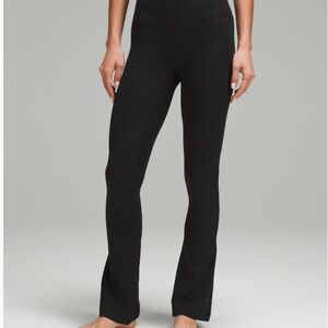 NWOT Lulu Ribbed Flares